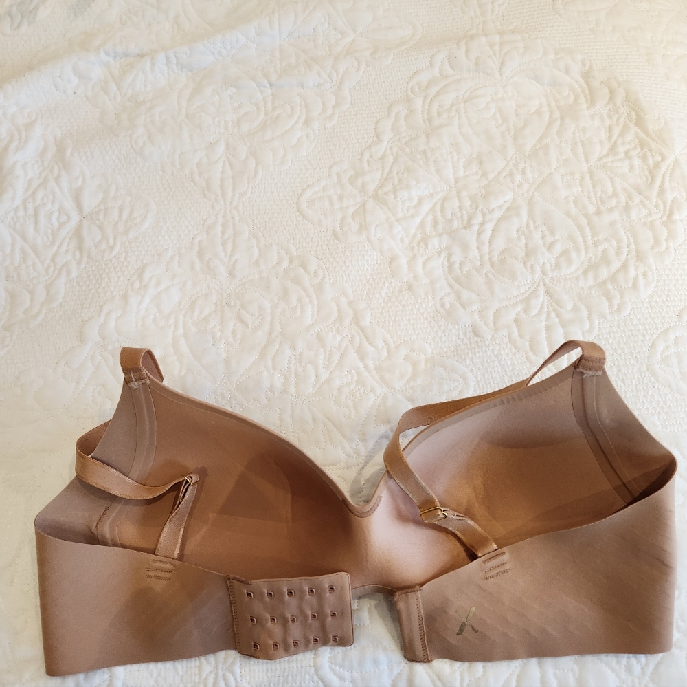 Knix bra, size 3, Nude/Camel Colour - Picture 2 of 6